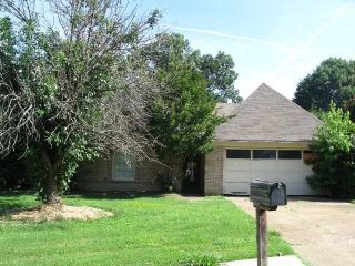 Foreclosed Home - 8404 RIVERWOOD FARMS PKWY, 38016