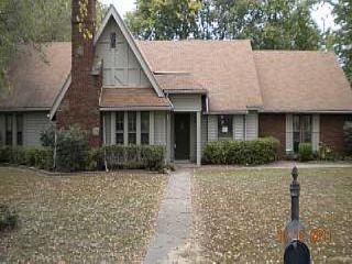 Foreclosed Home - 124 E HARPERS FERRY DR, 38017