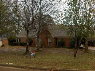 Foreclosed Home - 936 YORKTOWN RD, 38017