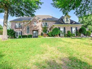 Foreclosed Home - 1519 GRAND CYPRESS DR, 38017