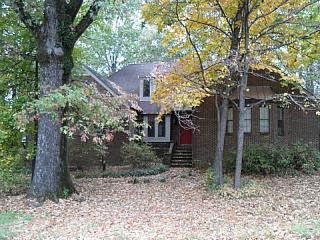 Foreclosed Home - 125 S WALNUT BEND RD, 38018