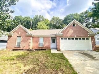 Foreclosed Home - 6892 GALLOP DR, 38018