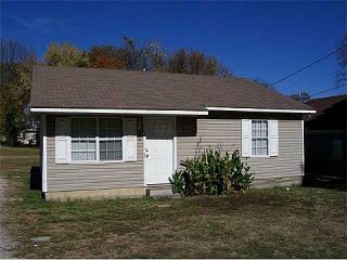 Foreclosed Home - 406 BAXTER AVE, 38019