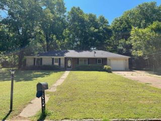 Foreclosed Home - 1526 PINECREST ST, 38019