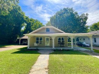 Foreclosed Home - 212 ELM ST, 38019