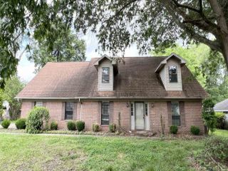 Foreclosed Home - 242 WOODSIDE LN, 38024