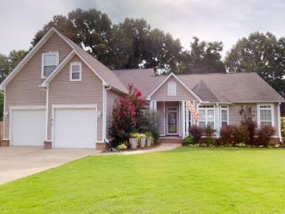 Foreclosed Home - 388 OAKLEIGH DR, 38024