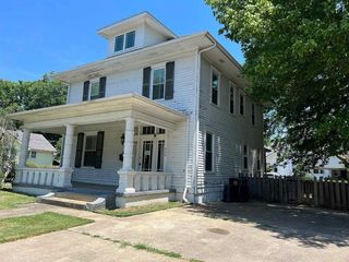 Foreclosed Home - 620 N SAMPSON AVE, 38024