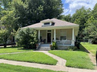Foreclosed Home - 211 BUTTERWORTH AVE, 38024