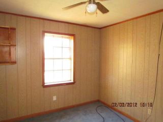 Foreclosed Home - 4022 SHELBY RD, 38053