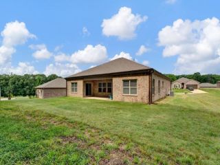 Foreclosed Home - 525 BEAU TISDALE DR, 38060