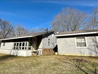 Foreclosed Home - 8825 WOLF PEN RD, 38061