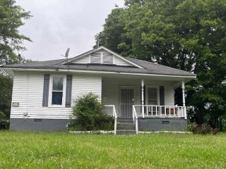 Foreclosed Home - 184 COLLEGE ST, 38063