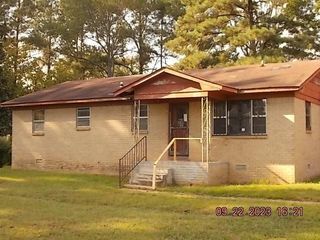 Foreclosed Home - 275 WAGON WHEEL DR, 38068
