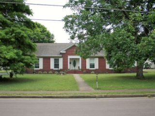 Foreclosed Home - 513 MAPLE ST, 38079