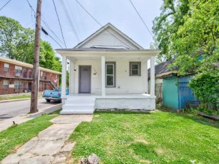 Foreclosed Home - 136 N CLAYBROOK ST, 38104