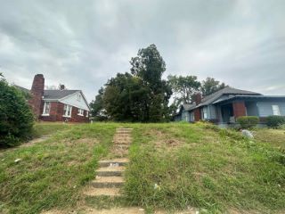 Foreclosed Home - 1094 GREENLAW AVE, 38105