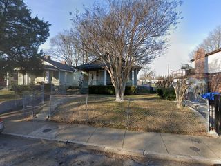 Foreclosed Home - 810 RICHMOND AVE, 38106
