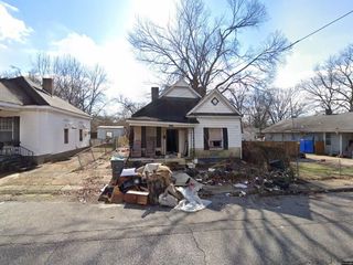 Foreclosed Home - 741 E TRIGG AVE, 38106
