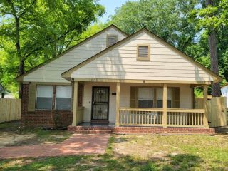 Foreclosed Home - 1902 VOLLINTINE AVE, 38107
