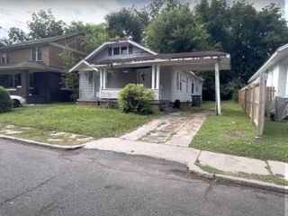 Foreclosed Home - 941 LEE AVE, 38107