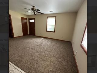 Foreclosed Home - 1381 WELLS STATION RD, 38108