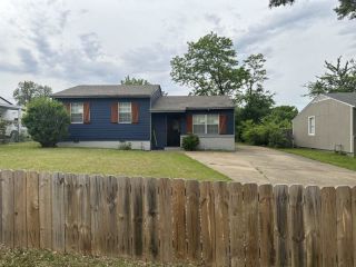 Foreclosed Home - 910 PAWNEE AVE, 38109