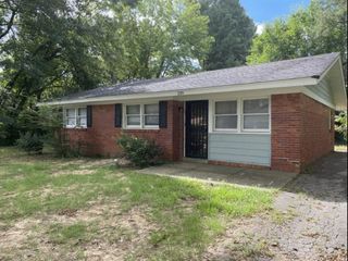 Foreclosed Home - 339 STONEHAM RD, 38109