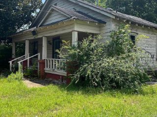 Foreclosed Home - 3043 SAX RD, 38109