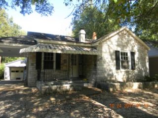Foreclosed Home - 3626 WILSHIRE RD, 38111