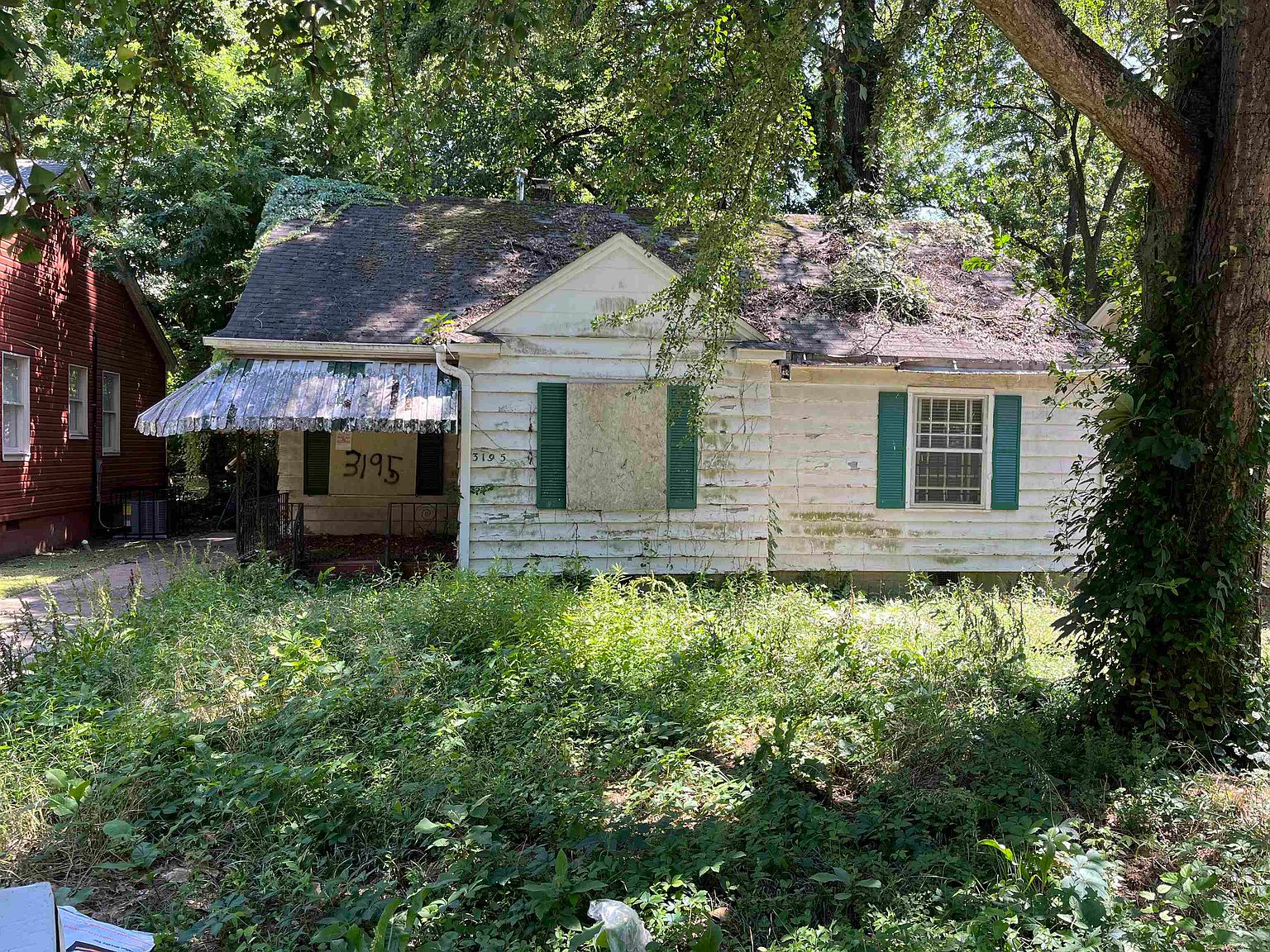 Foreclosed Home - 3195 CHOCTAW AVE, 38111