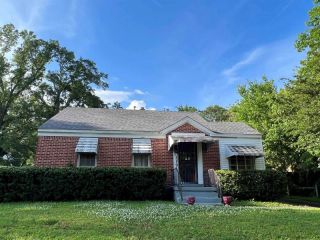Foreclosed Home - 3196 LAMPHIER AVE, 38112