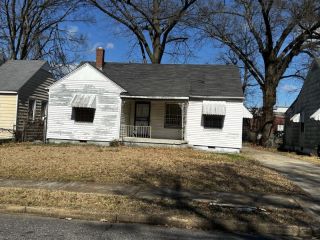 Foreclosed Home - 2764 BURNS AVE, 38114