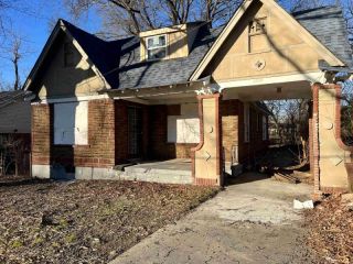 Foreclosed Home - 2370 ARLINGTON AVE, 38114