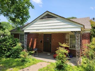 Foreclosed Home - 2572 DUNN AVE, 38114