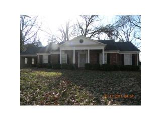 Foreclosed Home - 3141 GLEN ECHO DR, 38115