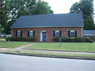 Foreclosed Home - 3127 FAIRBORN DR, 38115