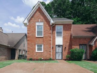 Foreclosed Home - 3530 BISHOPS GATE DR, 38115