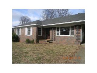 Foreclosed Home - 1340 E RAINES RD, 38116