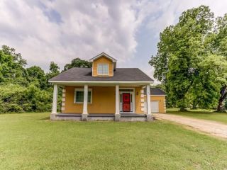 Foreclosed Home - 760 CRAFT RD, 38116