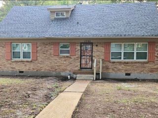 Foreclosed Home - 3765 CAZASSA RD, 38116