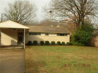 Foreclosed Home - 425 MEADOWCREST CIR, 38117