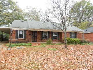 Foreclosed Home - 1867 DEARING RD, 38117