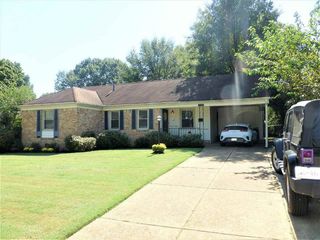 Foreclosed Home - 5225 DEE RD, 38117