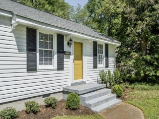Foreclosed Home - 753 SAINT NICK DR, 38117