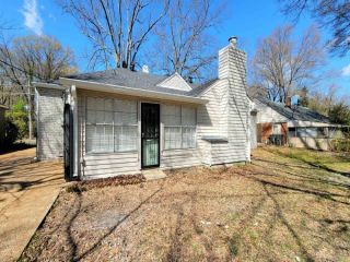 Foreclosed Home - 290 N WHITE STATION RD, 38117