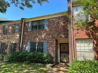 Foreclosed Home - 563 SABINE ST, 38117