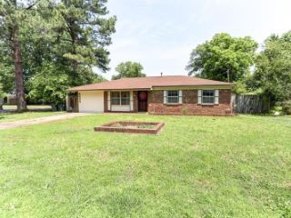 Foreclosed Home - 4434 COTTONWOOD RD, 38118