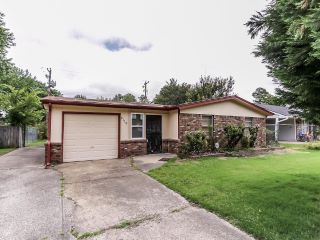 Foreclosed Home - 4110 COCHESE RD, 38118