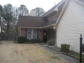 Foreclosed Home - 6698 MILLERS POND CIR, 38119